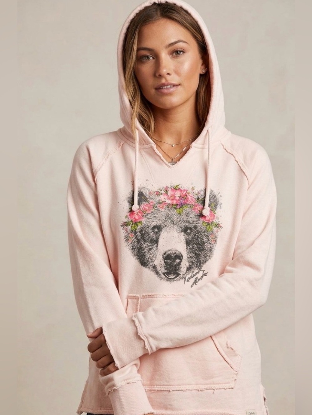 Blue 84 Light Pink Distressed Graphic Hoodie - Kodiak Alaska Floral Bear Sz M EU